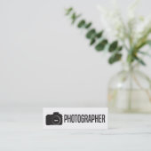 シンプルで細いカメラマンの名刺 スキニー名刺 (スタンド正面)