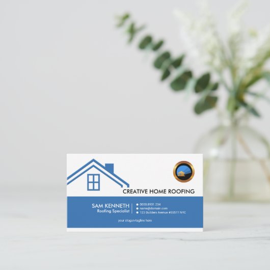 シンプルで青い家の屋根のエレガントでスタイリッシュな屋根葺き職人 名刺 (スタンド正面)