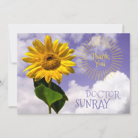 シンプルなひまわりと太陽の光線 感謝の気持ちを込めて 農村のお医者さんに サンキューカード (正面)