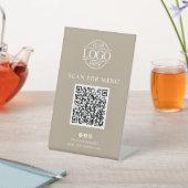 シンプルなカーキ色のビジネス ロゴ 非接触QRコード メニュー 台座サイン (インサイチュ)