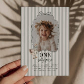 シンプルなグリーンがかわいい「One Silly Goose」1歳の誕生日招待状 招待状