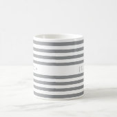 シンプルなグレーのストライプ模様の名前 コーヒーマグカップ (中央)