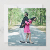 シンプルなコーラルピーチクリームの写真 セーブザデート (正面)