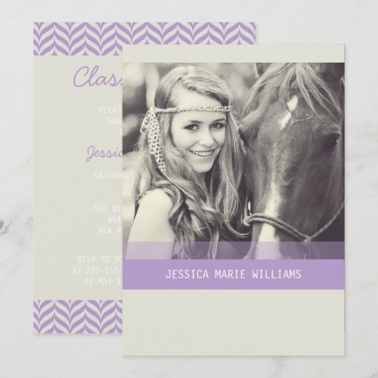 シンプルなシェブロン 卒業 | パープル 招待状 (正面/裏面)