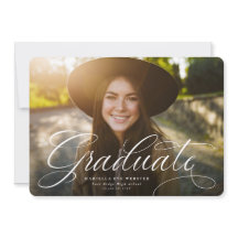 シンプルなスクリプトで卒業したエレガントな赤い卒業証書