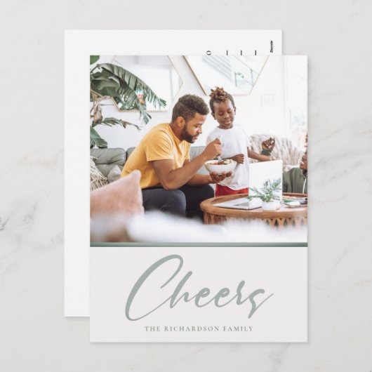 シンプルなダスキーセージグリーンのクリスマス写真で乾杯 シーズンポストカード (正面/裏面)