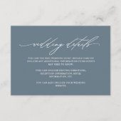 シンプルなダスティーブルーのディテールとカリグラフィー エンクロージャーカード (正面)