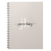 シンプルなトレンドの名前とイニシャル ノートブック (正面)