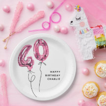 シンプルなピンクの数字の40の風船でお祝いする40歳の誕生日パーティー