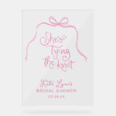 シンプルなピンクの蝶結び ウェディングシャワー アクリルサイン (正面)