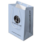 シンプルなブルーのカスタマイズ可能なビジネス企業ロゴ ミディアムペーパーバッグ (正面アングル)