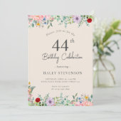 シンプルなベージュの44歳の誕生日 ワイルドフラワー ブホ風 ラスティック 招待状 (スタンド正面)