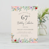 シンプルなベージュの67歳の誕生日 ワイルドフラワー ラスティック ボホー 招待状 (スタンド正面)
