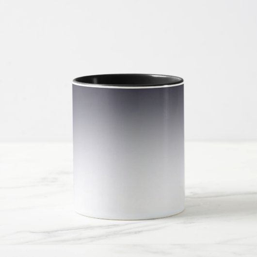 シンプルなミニマリストの黒と白のオンブレ マグカップ (中央)