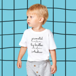 シンプルなモダンなデザインでお兄ちゃんお姉ちゃんを可愛くデコレーション トドラーTシャツ