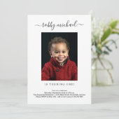 シンプルなモダンの第1誕生日のパーティの招待状 サンキューカード (スタンド正面)