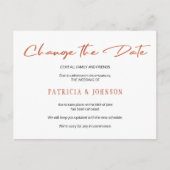 シンプルなローズゴールドのスクリプト結婚式の日程変更 案内ポストカード (正面)