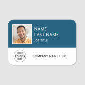 シンプルな会社ロゴ ティール色 社員写真入りIDカード 名札 (正面)