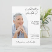 シンプルな写真で故人の人生を祝う 招待状 (スタンド正面)