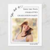 シンプルな写真の卒業お知らせ・予算に優しいSave the Date チラシ (正面)
