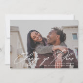 シンプルな写真付きの結婚式の日程変更のお知らせ(新日程) 案内状 (正面)