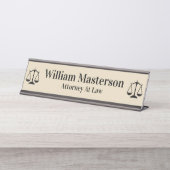 シンプルな弁護士の事務机のプラク デスクネームプレート (正面)