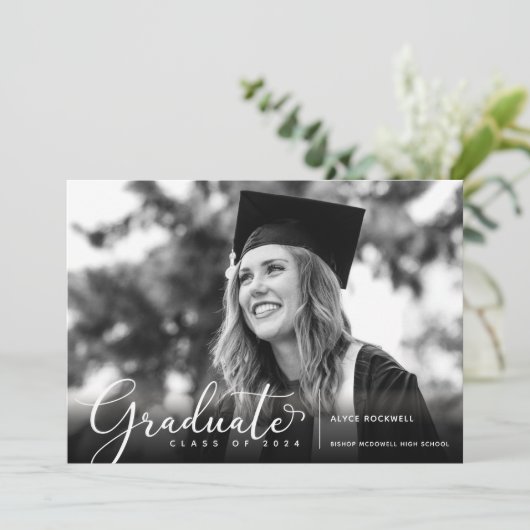 シンプルな文字写真の卒業発表 案内状 (スタンド正面)