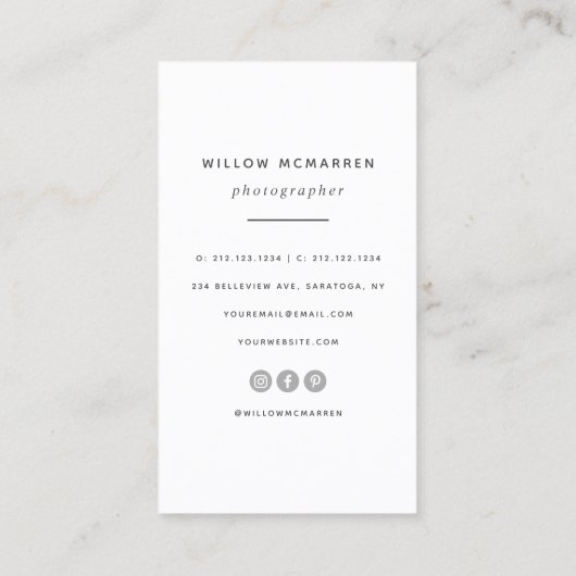 シンプルな最小主義の粋なタイポグラフィの写真撮影 名刺 (裏面)