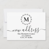 シンプルな植物の花輪のモノグラム 新しい住所 案内状 (正面)