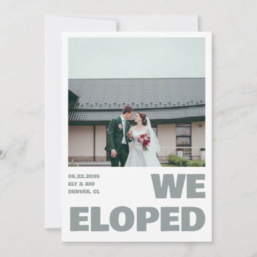 シンプルな海の写真で結婚発表カード 「私たちは内緒で結婚しました」 案内状 (正面)