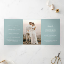 シンプルな落ち着いた青の写真 エレガントな結婚式 三つ折り招待状