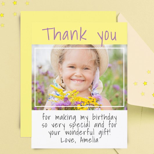 シンプルな黄色の女の子の写真の誕生日ありがとう ポストカード