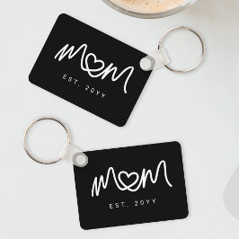 シンプルな黒と白のスクリプト Mom Established Est キーホルダー