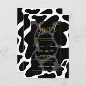 シンプルな黒と白の大きな牛の斑点の動物プリント 招待状 (正面/裏面)