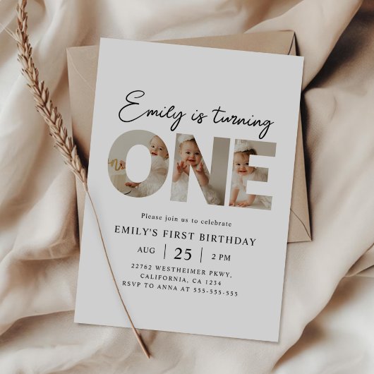 シンプルな1歳誕生日パーティー写真 招待状