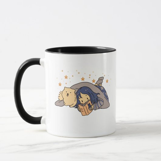 シンプルに本を読むコーヒーカップの横たわる女の子 マグカップ (左)