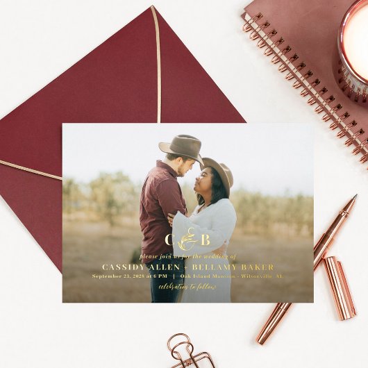 シンプルに素晴らしいフォイルのモノグラム結婚写真 箔招待状