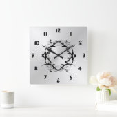 シンプルのスクロールシルバー顔ブラックナンバーズ スクエア壁時計 (ホーム)