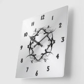 シンプルのスクロールシルバー顔ブラックナンバーズ スクエア壁時計 (傾斜)