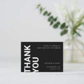 シンプルはっきりした文字の結婚黒サンキューカード エンクロージャーカード (スタンド正面)