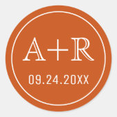 シンプルイニシャルエレガントとオレンジの結婚cを燃やす ラウンドシール (正面)