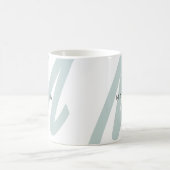 シンプルイニシャルモダンと名前Sage Green & White コーヒーマグカップ (中央)