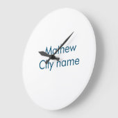 シンプルイニシャル文字モノグラムあなたの名前を追加する ラージ壁時計 (傾斜)