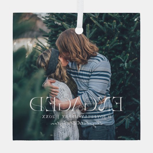 シンプルエレガントモダン婚約した写真 |クリスマス ガラスオーナメント (裏面)