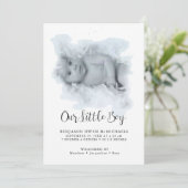 シンプルエレガントモダン男の赤ちゃん写真の発表 セーブザデート (スタンド正面)