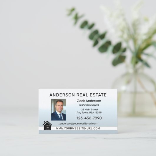 シンプルエレガントライトブルー写真実在エテート 名刺 (スタンド正面)