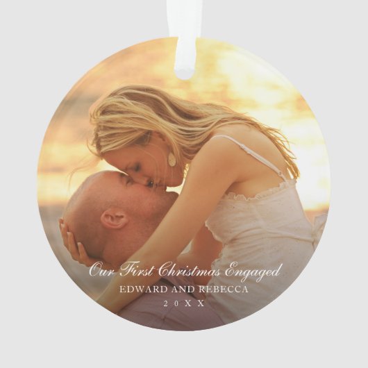 シンプルエレガント初めてのクリスマス婚約した オーナメント (裏面)