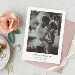シンプルエレガント文字 | 結婚s サンキューカード<br><div class="desc">これらのミニマルでエレガントな結婚式のサンキューカードはモダン、あなたの個人的な写真とクリーンな白い背景に黒の文字を特徴とする。見シンプルたスタイリッシュ目。</div>