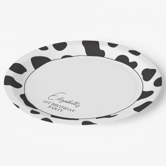 シンプルエレガント白黒の牛の誕生日パーティー ペーパープレート (アングル)