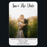 シンプルエレガント結婚写真のモダンWhimsy磁石 マグネット<br><div class="desc">エレガントシンプル黒と白、写真モダンの結婚、Save the Date magnet。自分の詳細でパーソナライズできる。</div>